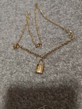 Gold Padlock Pendant Necklace - Unbranded chapel like